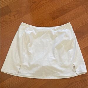 White Mini Skater Skirt with Slit for Athletic Occasions